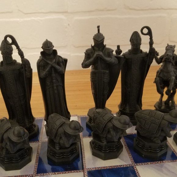 Mattel Harry Potter Wizard Chess Set - Picture 5 of 13